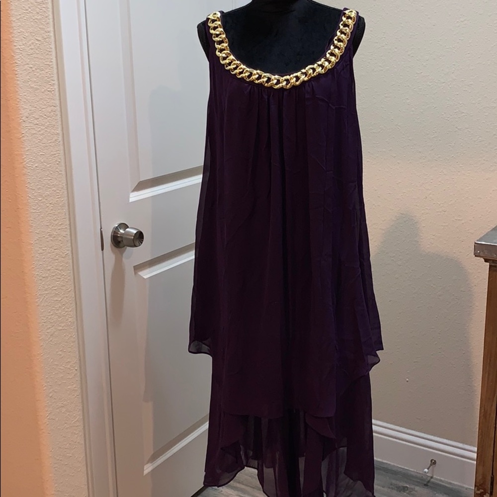 Dress - Picture 2 of 6